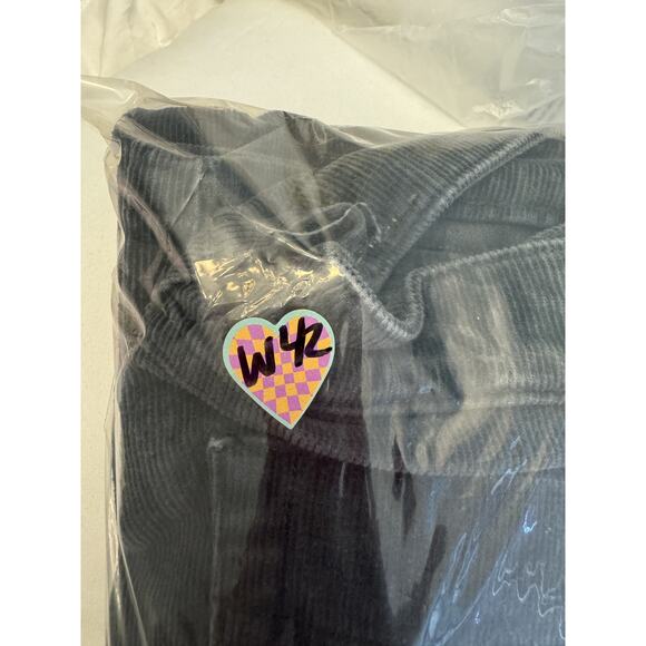 Patagonia Women's Gray Organic Cotton Mid Rise Corduroy Bootcut Jeans Size 27 - Picture 6 of 6